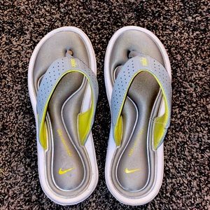 Nike Flip Flops